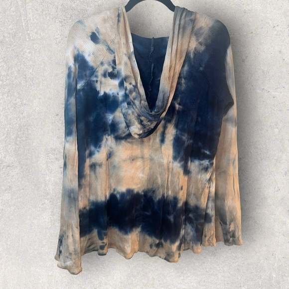 Hooded oversized T Party T - Picture 3 of 3